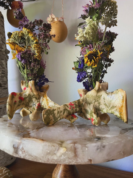 Bone Meadow Vase