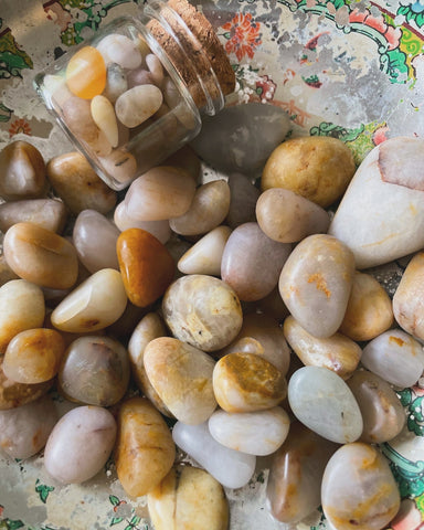 Sunny Quartz with Iron : Found & Tumbled